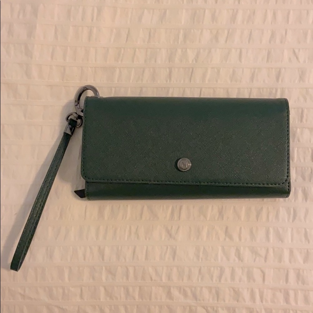 Naturalizer Wallet